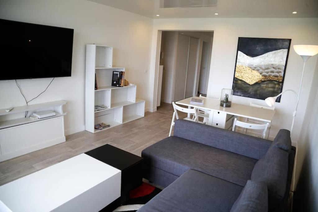 ブロワLe Refuge Blesois Avec Parking Prive - Blesois Refuge With Private Parkingアパートメント エクステリア 写真