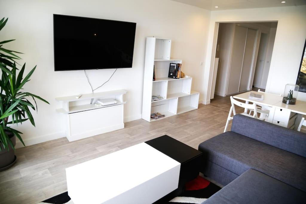 ブロワLe Refuge Blesois Avec Parking Prive - Blesois Refuge With Private Parkingアパートメント エクステリア 写真