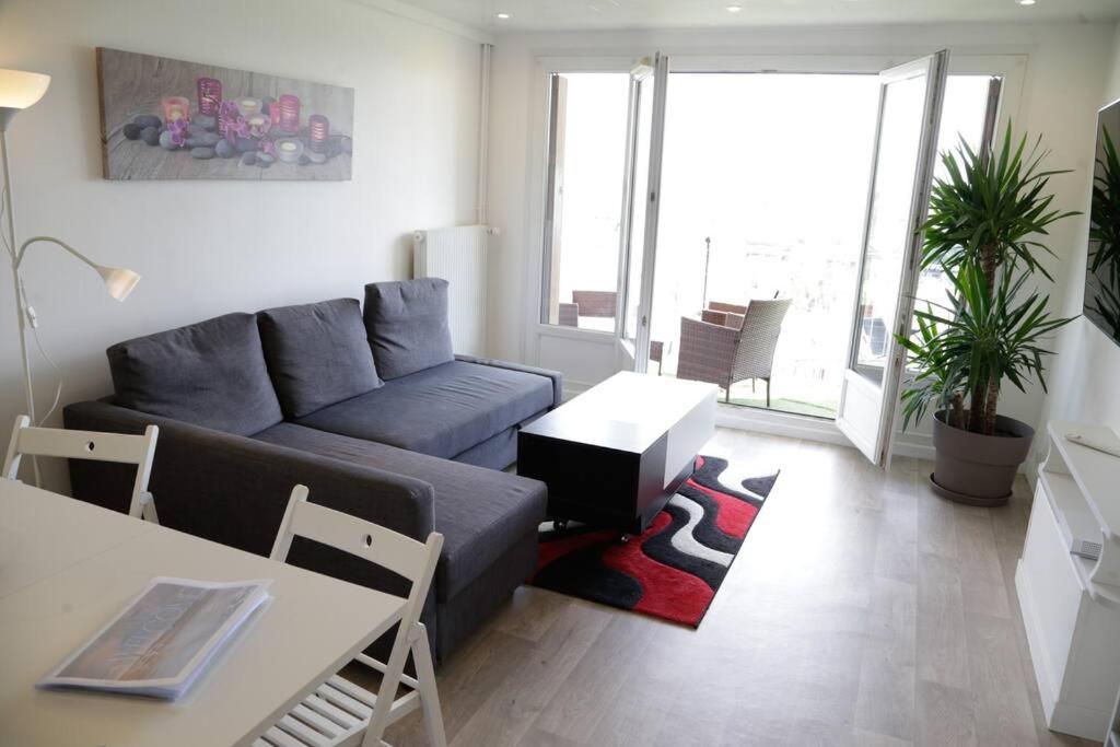 ブロワLe Refuge Blesois Avec Parking Prive - Blesois Refuge With Private Parkingアパートメント エクステリア 写真